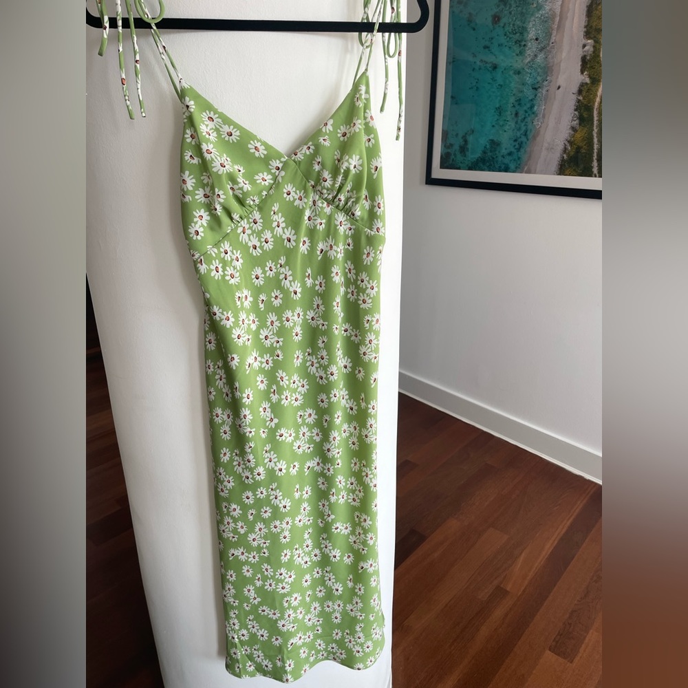 Sweet Pot midid green floral dress size 6